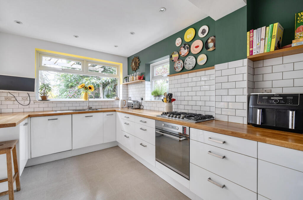 House in Sandhurst - View 3