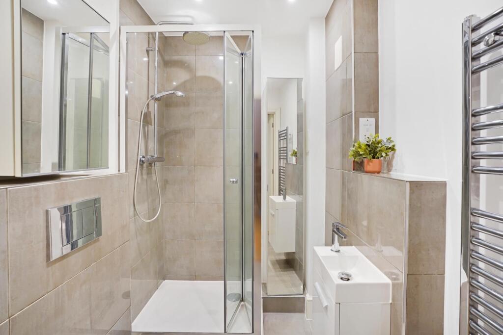 Apartment in London, Upper Norwood - More