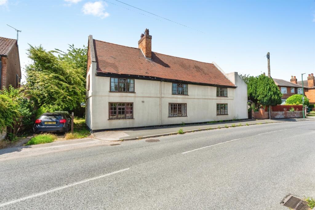 Main image of property: 31-33 Main Road, Wilford, Nottingham