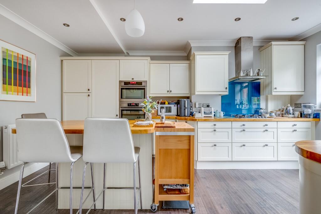 Additional image 4 of Valley Road, Welwyn Garden City, Hertfordshire, AL8