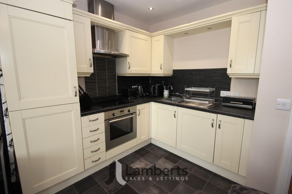 Hewell Road, Redditch, B97 – pohled 3