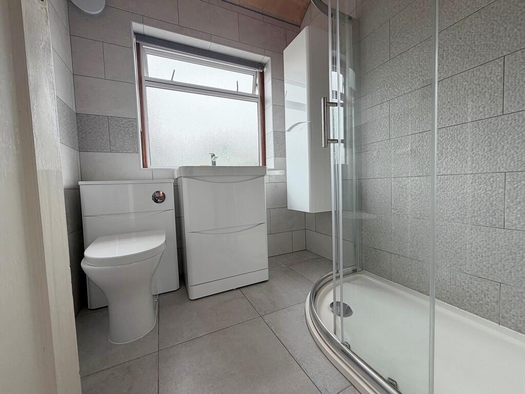House in Warwick, Windy Arbour, Kenilworth - View 5