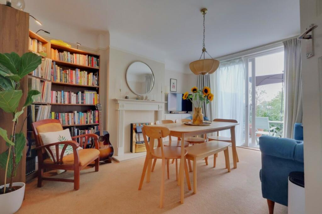 House in Portsmouth - View 4