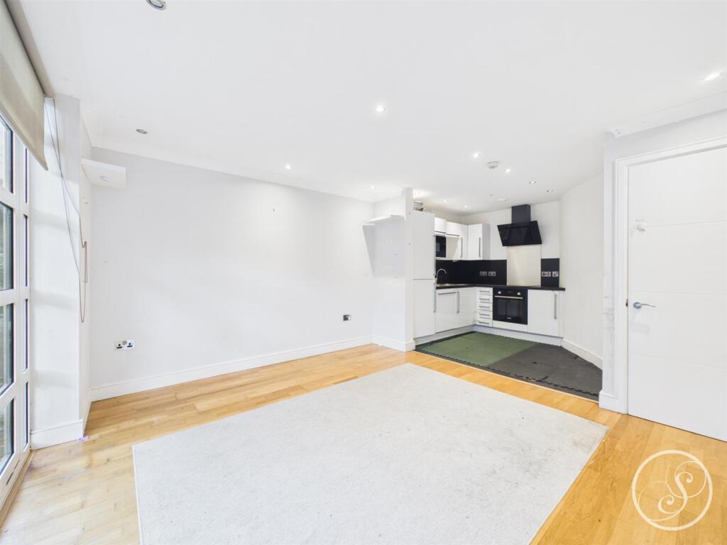 Apartment in Leeds - View 2