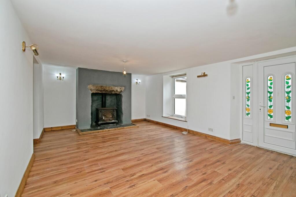 Tolcarne Road, Beacon, Camborne, Cornwall, TR14 photo 2