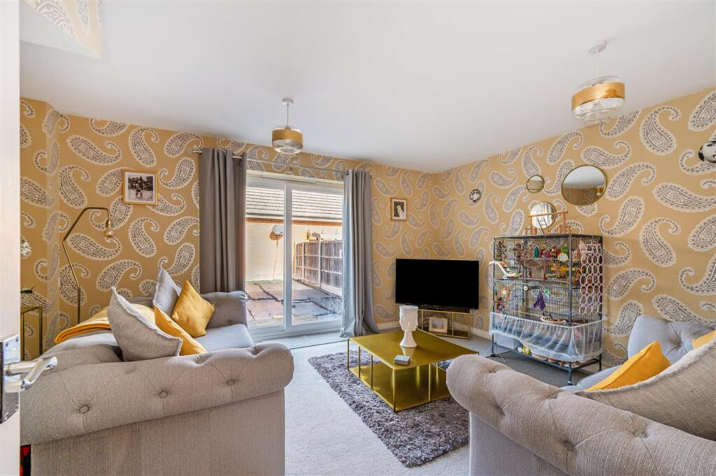 House in Portsmouth - View 2
