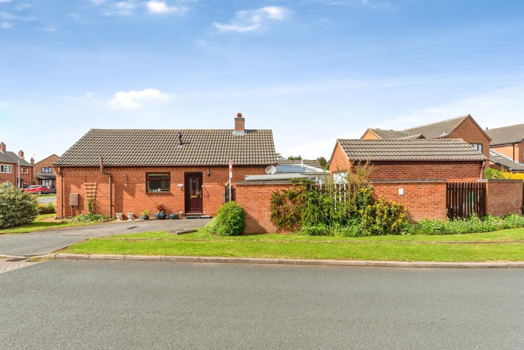 Main image of property: Birmingham Close, Grantham