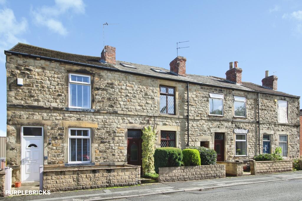 House in Wakefield, Buckingham Green, Flanshaw - View 2