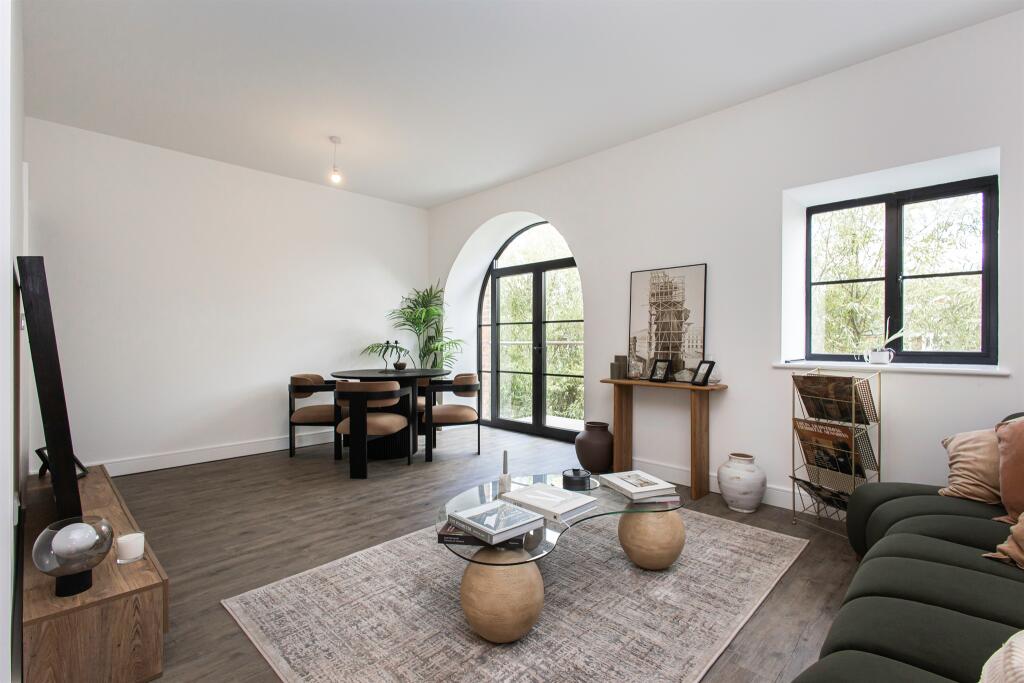 Apartment in Colchester - View 2