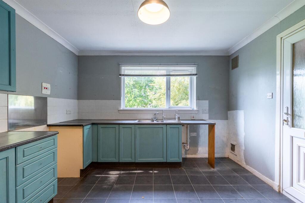 House in Bankfoot, Perth and Kinross - View 4