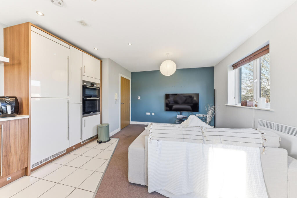 Apartment in Leeds - More