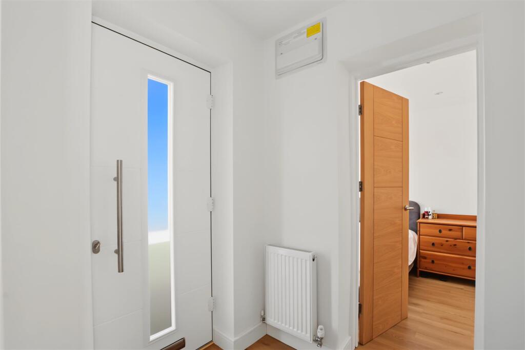House in Nottingham, Toton - More