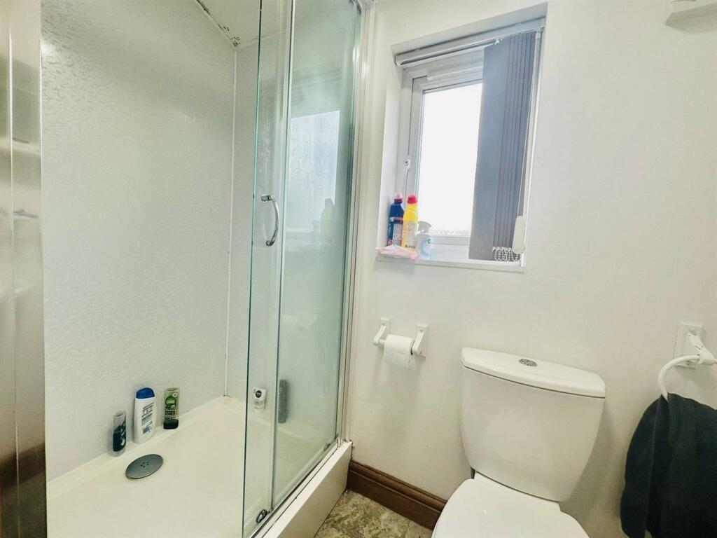 House in Nottingham - View 5