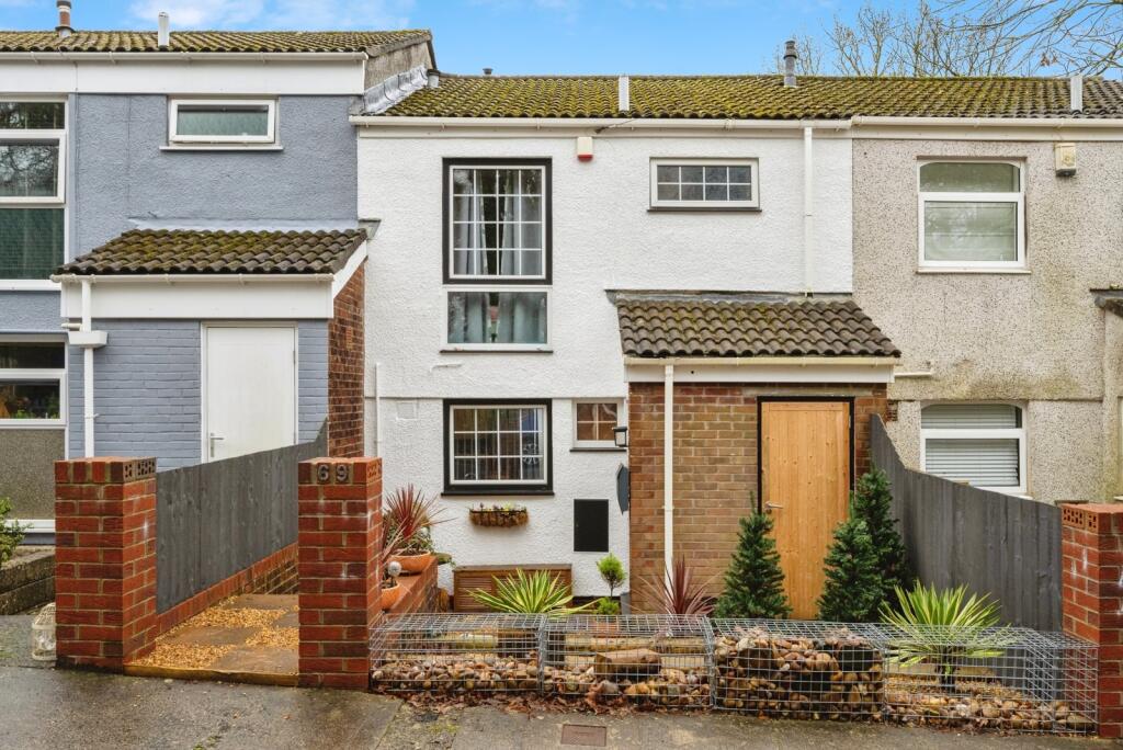 Main image of property: Cwm Clyd, Waunarlwydd, Swansea, SA5