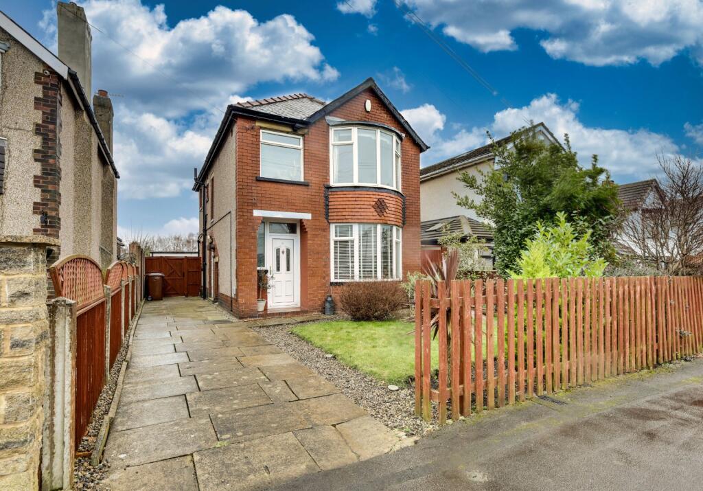 Main image of property: Priesthorpe Avenue, Stanningley, Pudsey, West Yorkshire, LS28