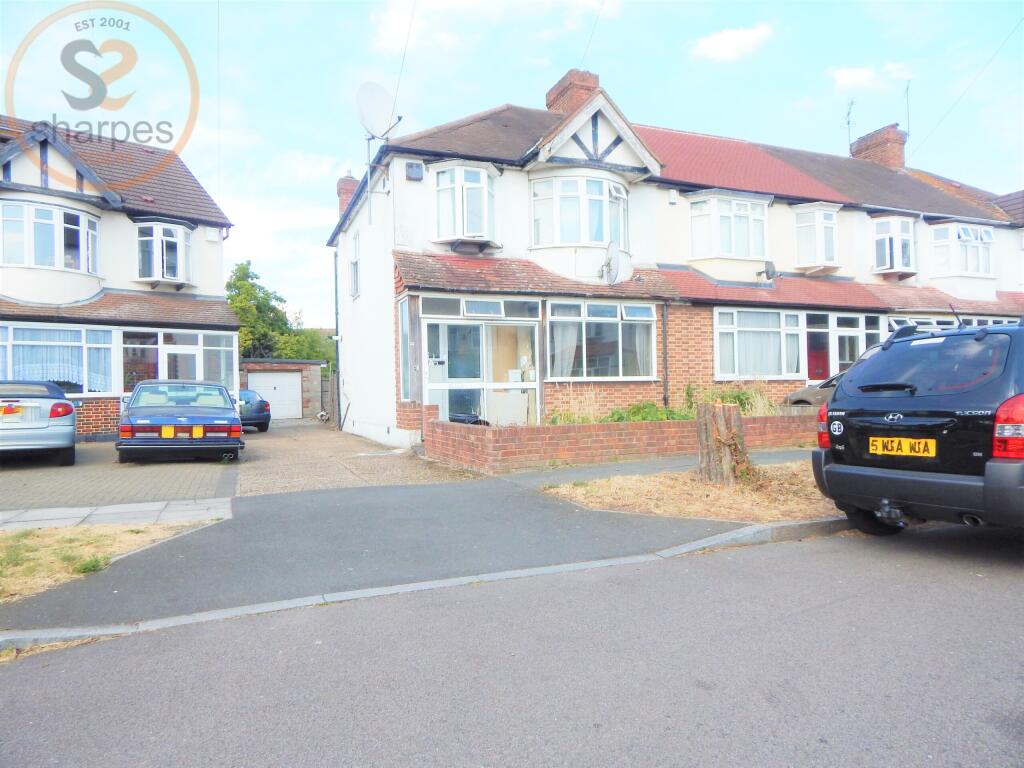 Main image of property: Single Room Beaford Grove, London
