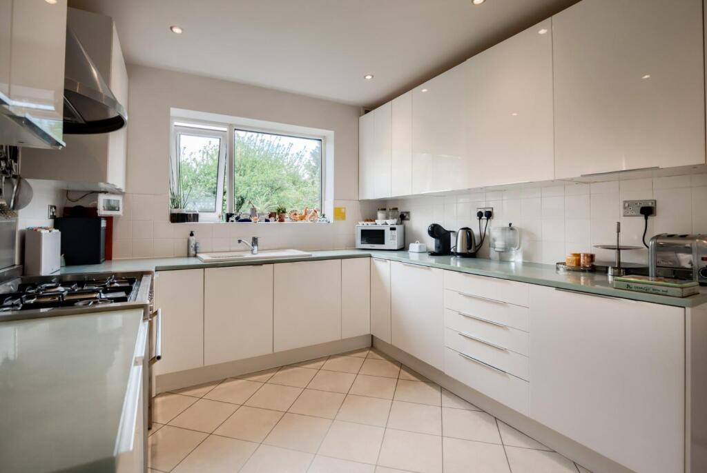 Dorchester Road, Solihull photo 2