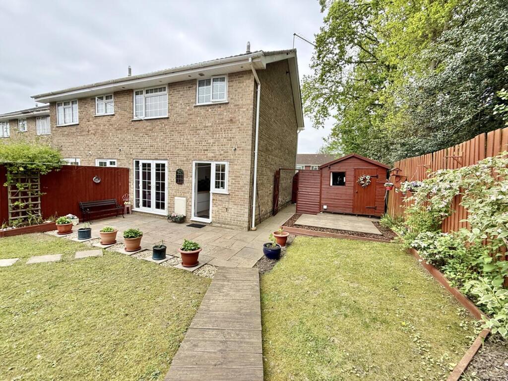 Tresillian Close, Walkford photo 4