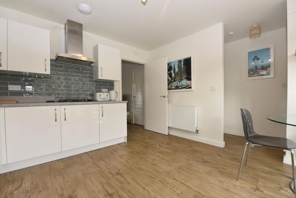House in St Neots, Little Paxton - View 5