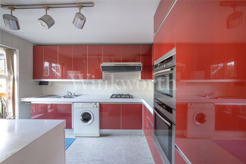 Sheridan Walk, London, NW11 photo 3