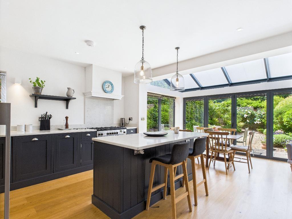 Penlands Close, Steyning, West Sussex, BN44 3PH photo 2
