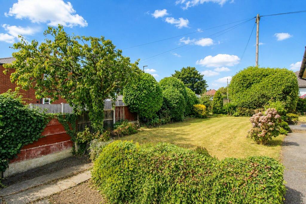 House in Wakefield - View 4
