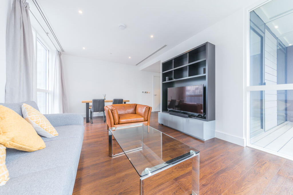 Main image of property: Maine Tower, Canary Wharf, London