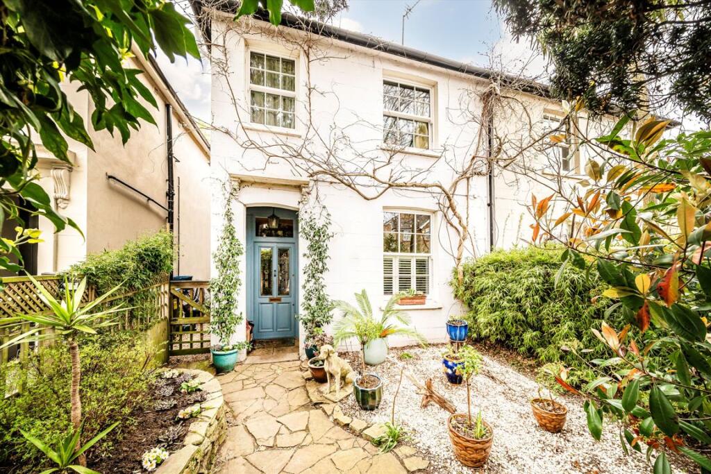 Main image of property: High Street, Hampton Hill