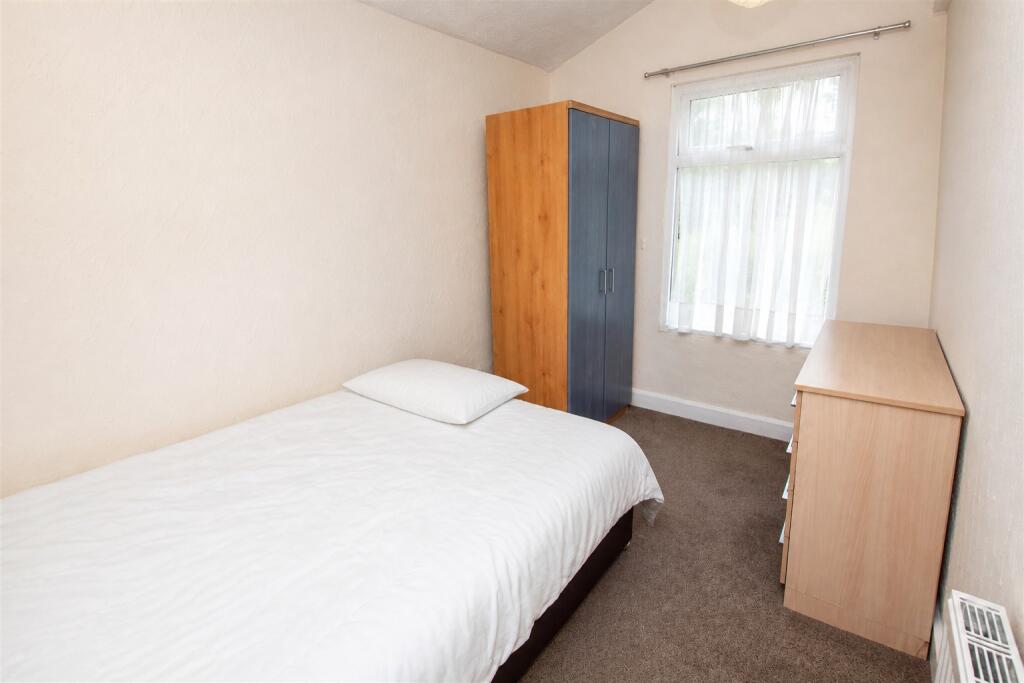 4 bedroom house for rent