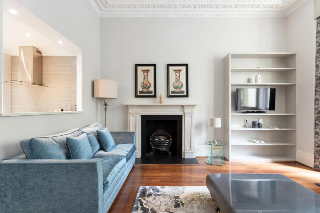 Apartment in London - View 2