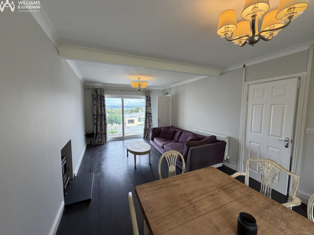 Fern Hill, Benllech Anglesey, LL74 photo 4