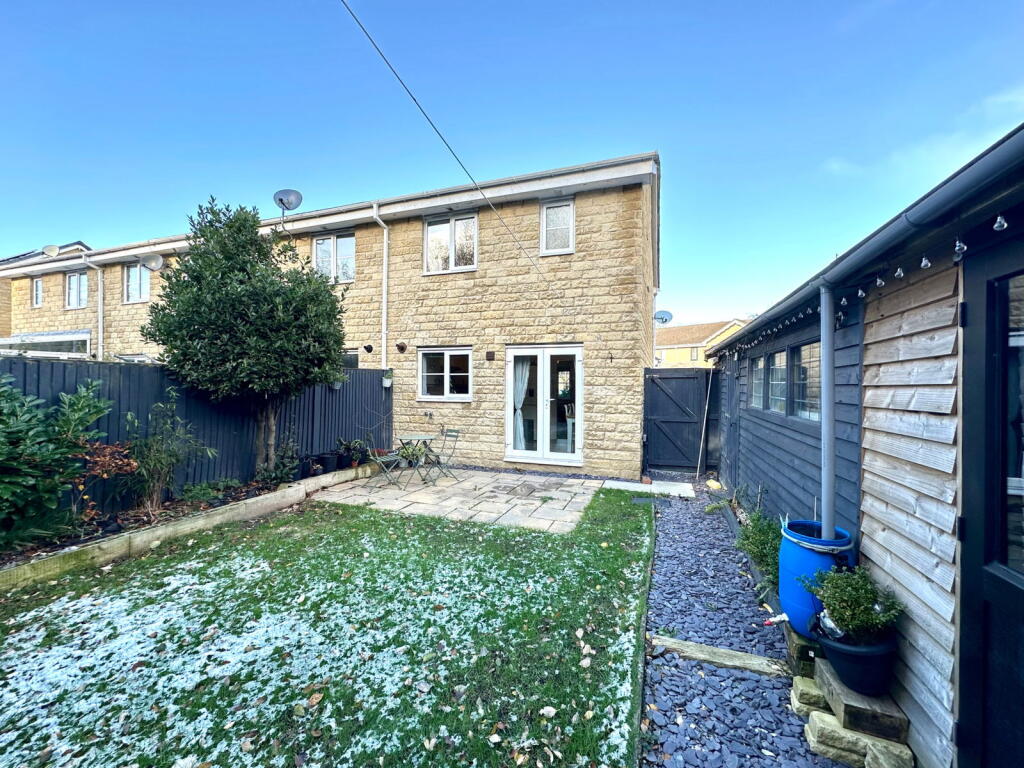Longley Ings, Oxspring, Sheffield, S36 8ZS photo 4