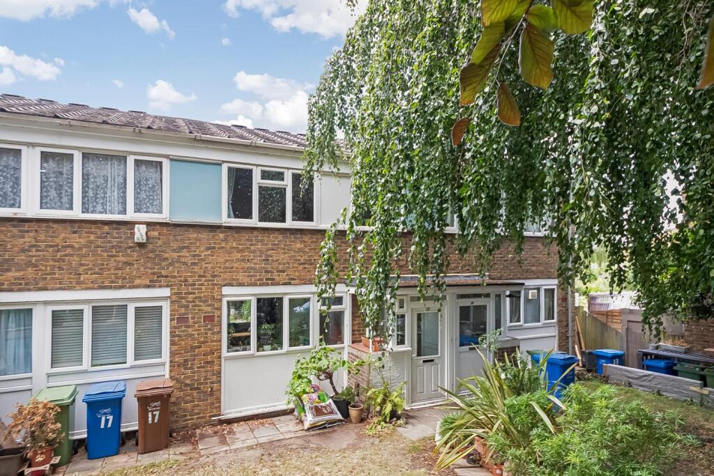 Main image of property: Hillsboro Road, East Dulwich, London, SE22