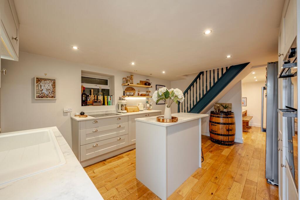House in Harrogate - View 4