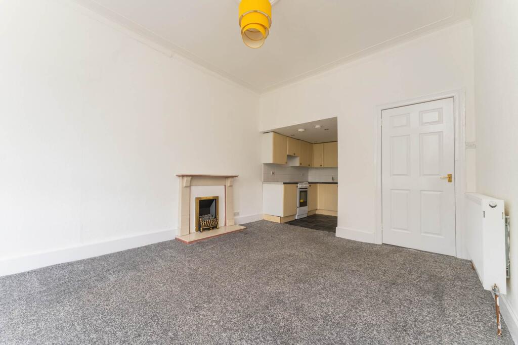 Apartment in Glasgow, Auchenshuggle, Shettleston - View 3