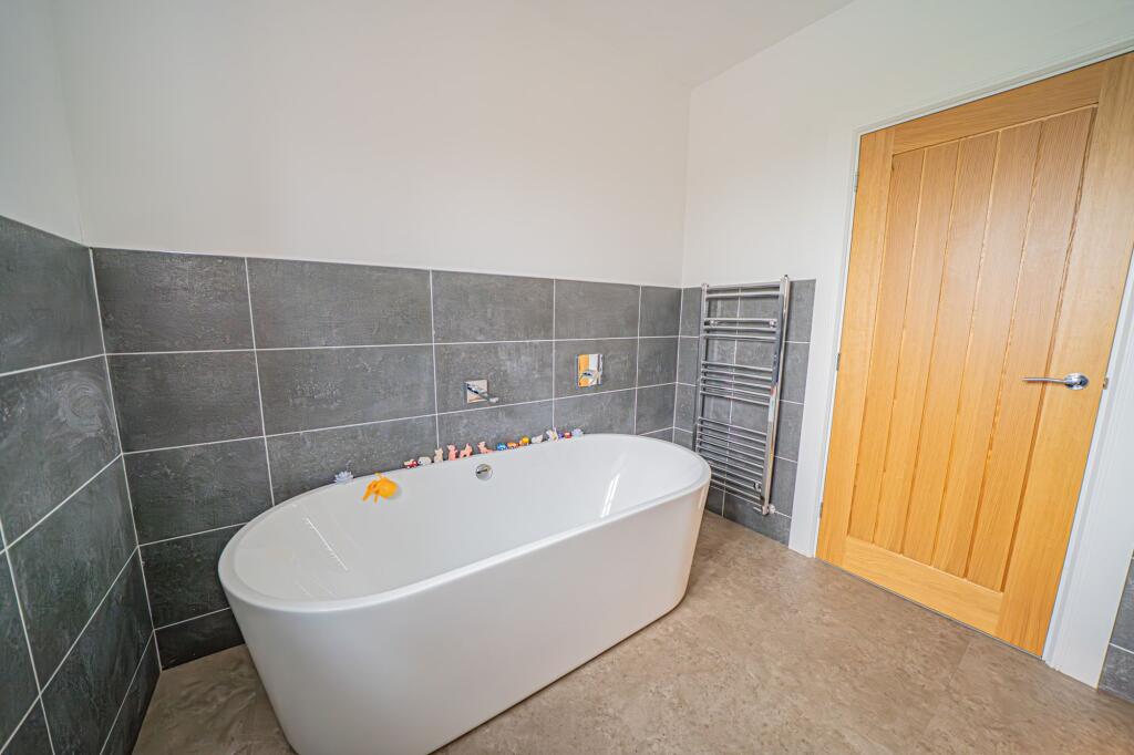 Additional image 38 of The Crescent, Hampton-In-Arden, B92