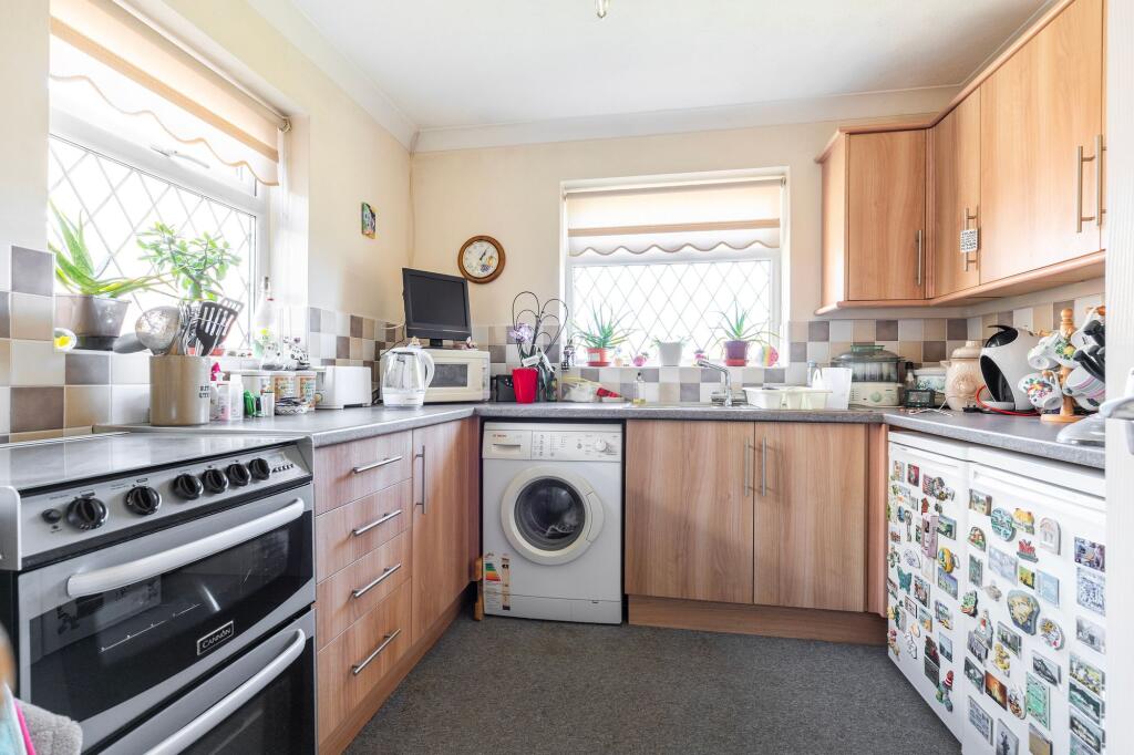 House in Great Yarmouth, Hopton-on-Sea - More