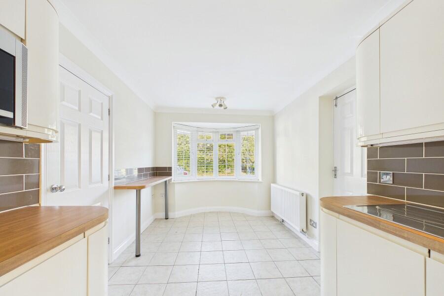House in Guildford - View 5