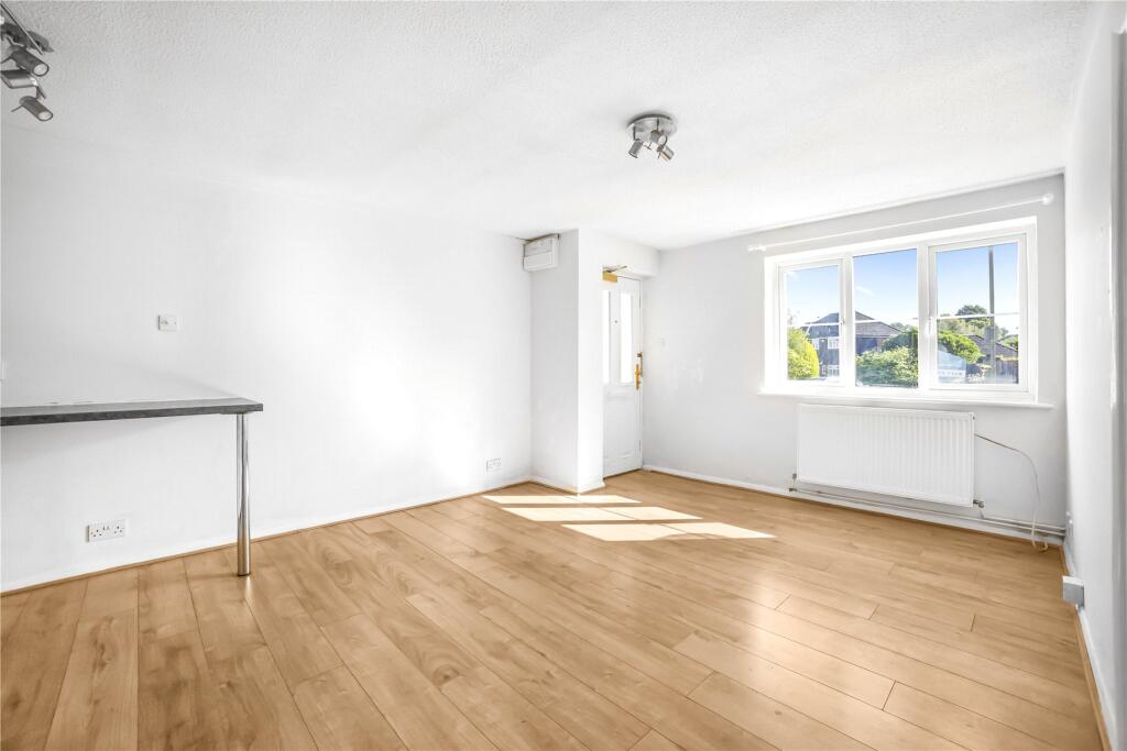 Apartment in Guildford - View 5