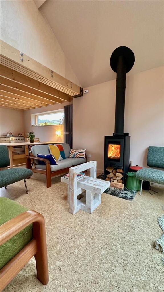 Main image of property: Strongs Passage, Hastings