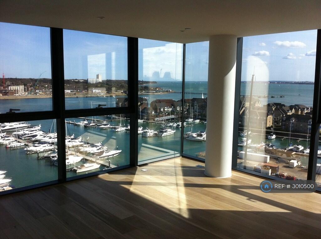 Apartment in Southampton - View 4