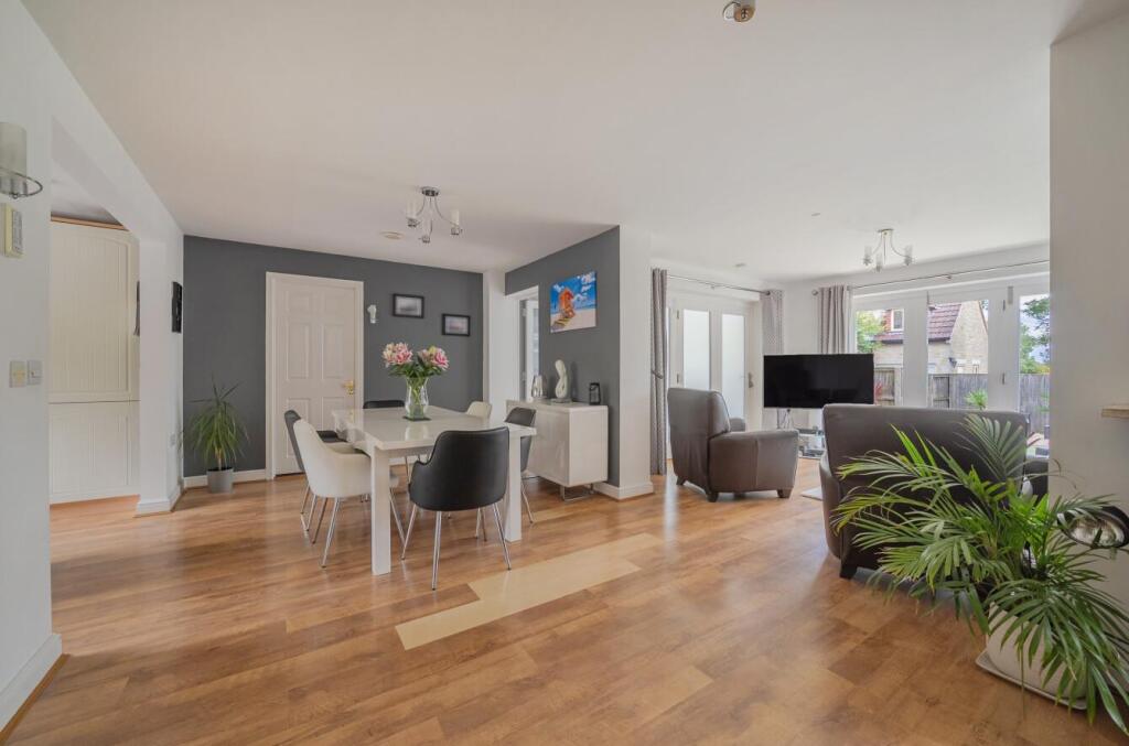 House in Swindon, Lea and Cleverton - View 3