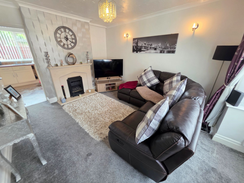 House in Doncaster - View 2