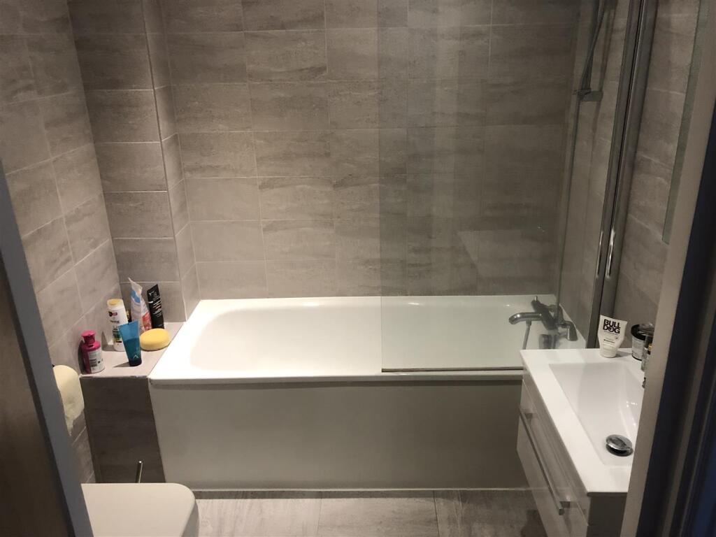 5-9, Southcote Road photo 5