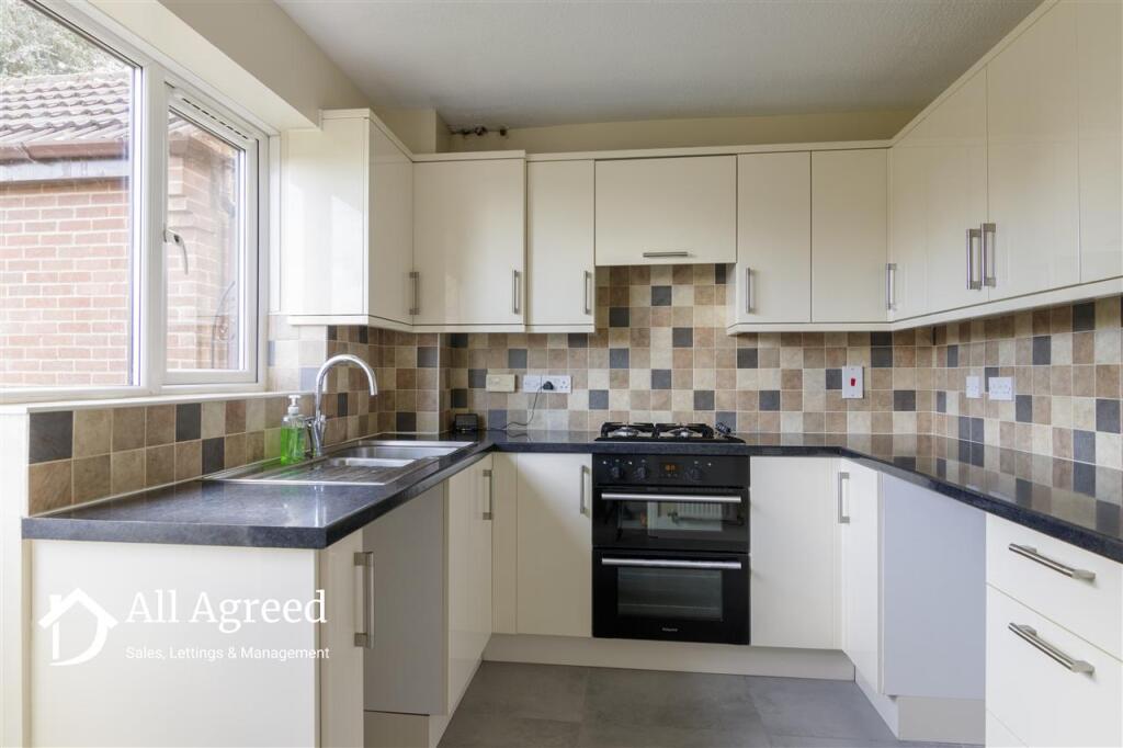 House in Derby - View 5
