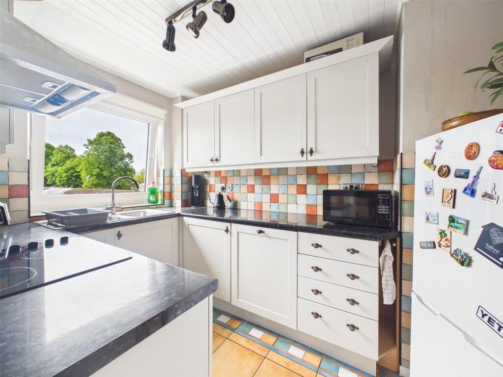 Cholmondeley Road, Salford, Greater Manchester, M6 - Mehr