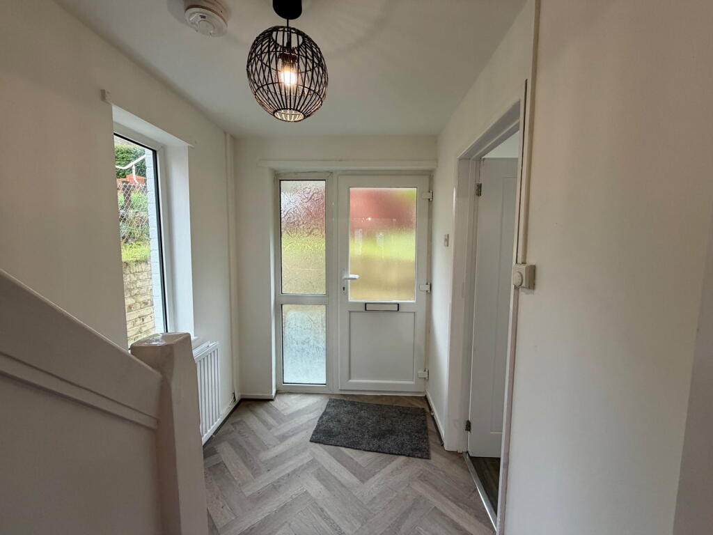 Salway Avenue, Pengam, Blackwood, NP12 3TH photo 3
