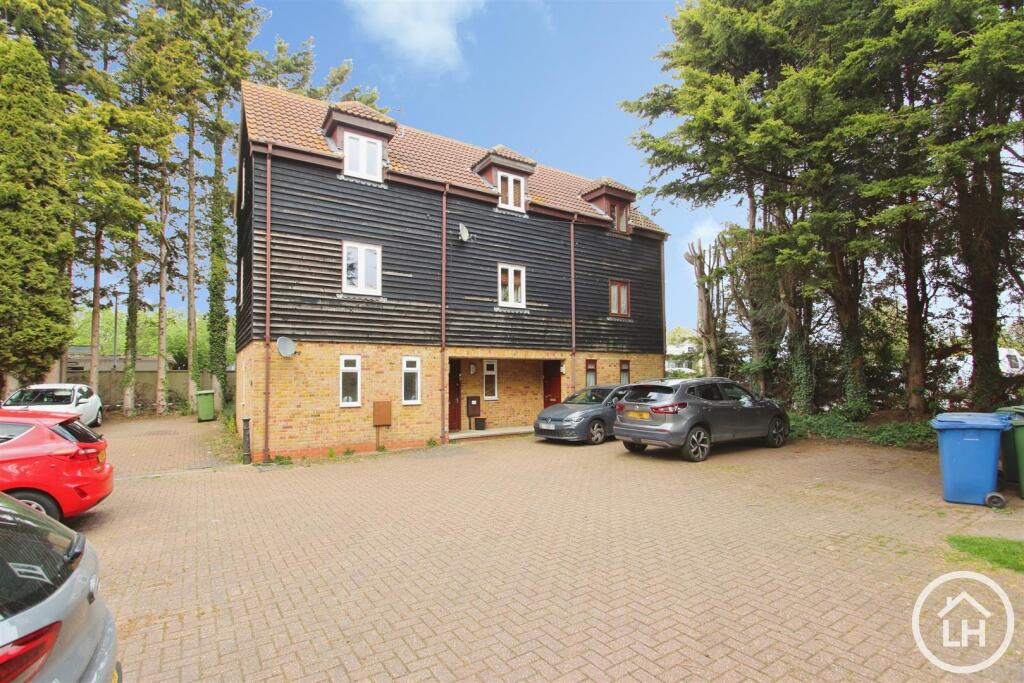 Main image of property: Wickham Close, Newington, Sittingbourne
