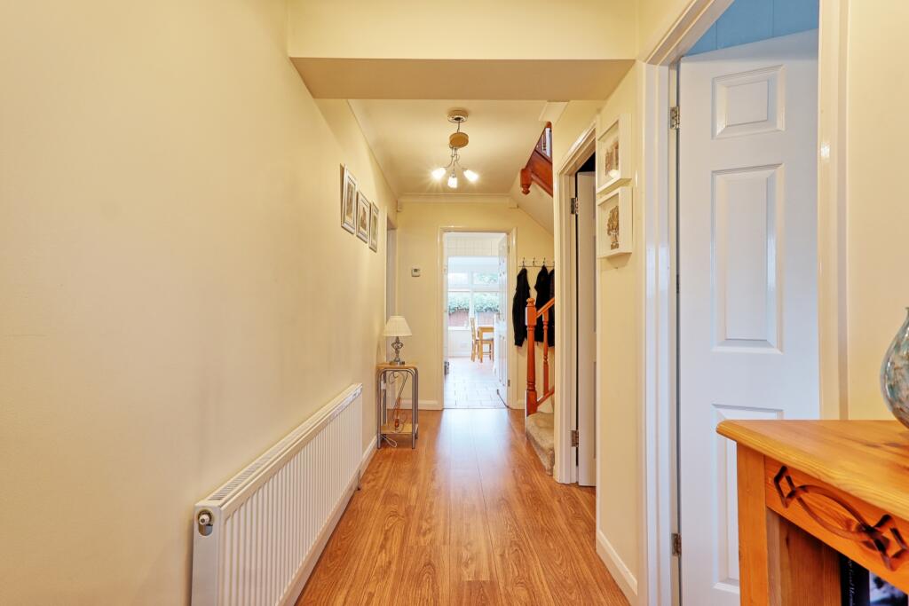 House in Southend-on-Sea - View 5