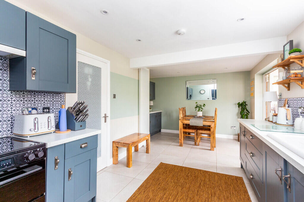 House in Rushden, North Northamptonshire - View 5